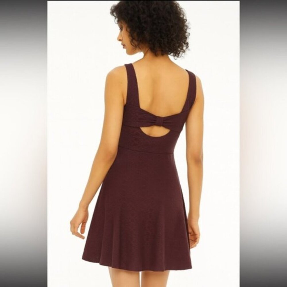 NWT Loft Women's Muave Purple Eyelet Skater Straps & Double Lined Dress Size XS